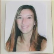 Studentessa di lingue impartisce lezioni private